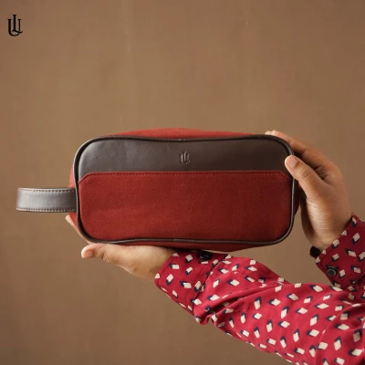 Toby Pouch Bag – Red Wine