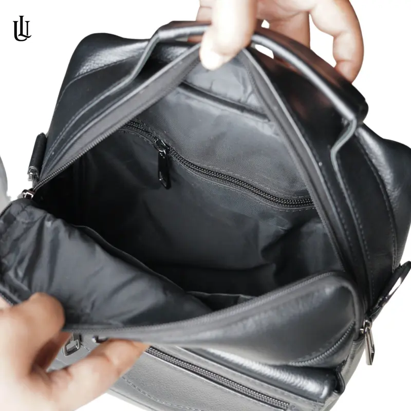 Zade Sling Bag – Black