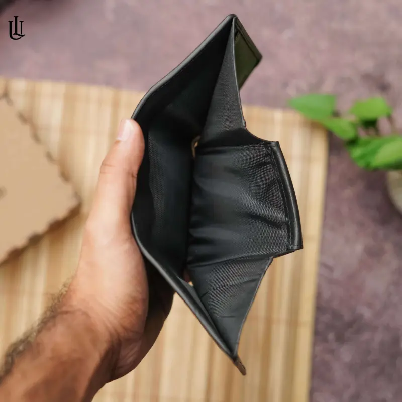 Edd Trifold Wallet – Black